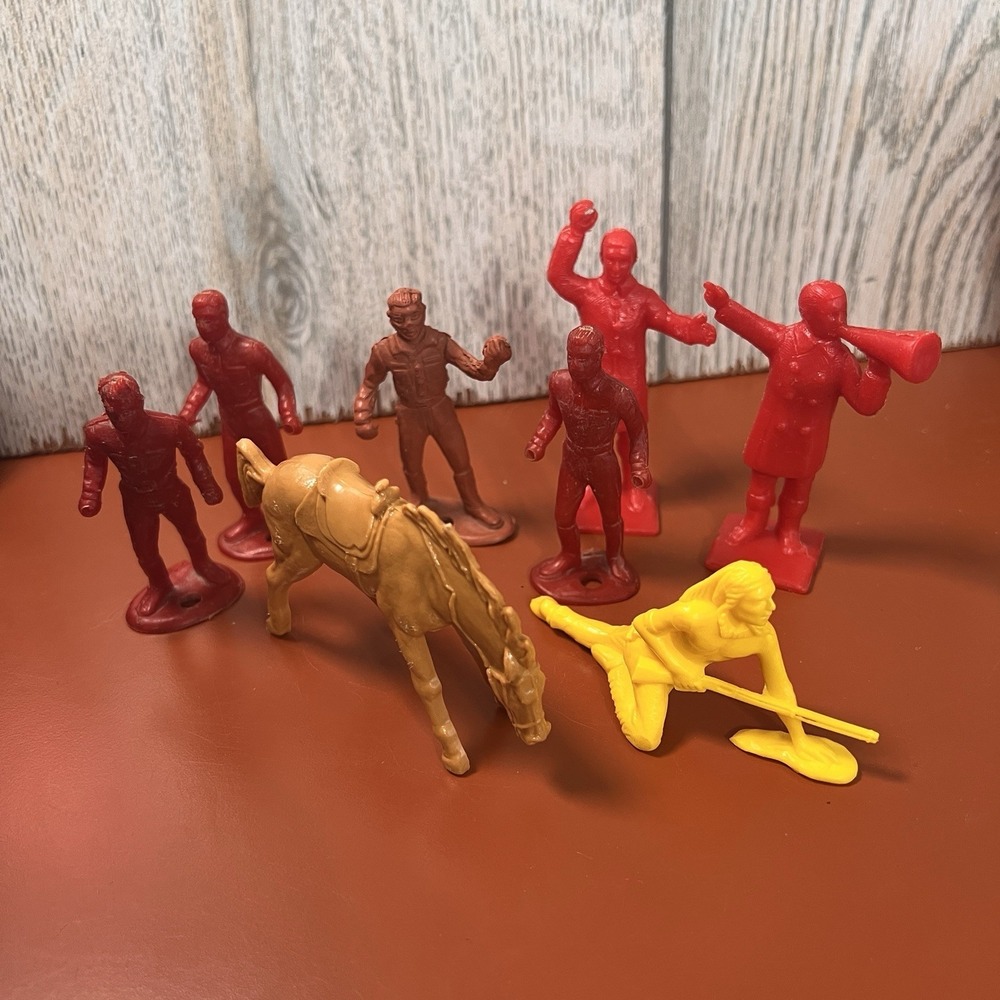 Western Town Lot of 8n‎ Figures Red Yellow Cowboy Indian Vintage Marx MISC Lot